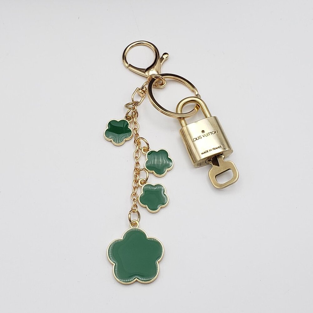 Authentic Louis Vuitton Padlock & Key Gold ✨Unbranded Flower Bag Charm Keychain - Picture 8 of 13